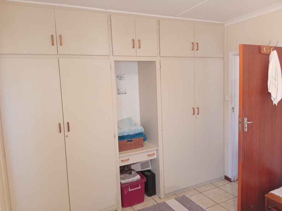 3 Bedroom Property for Sale in Heiderand Western Cape